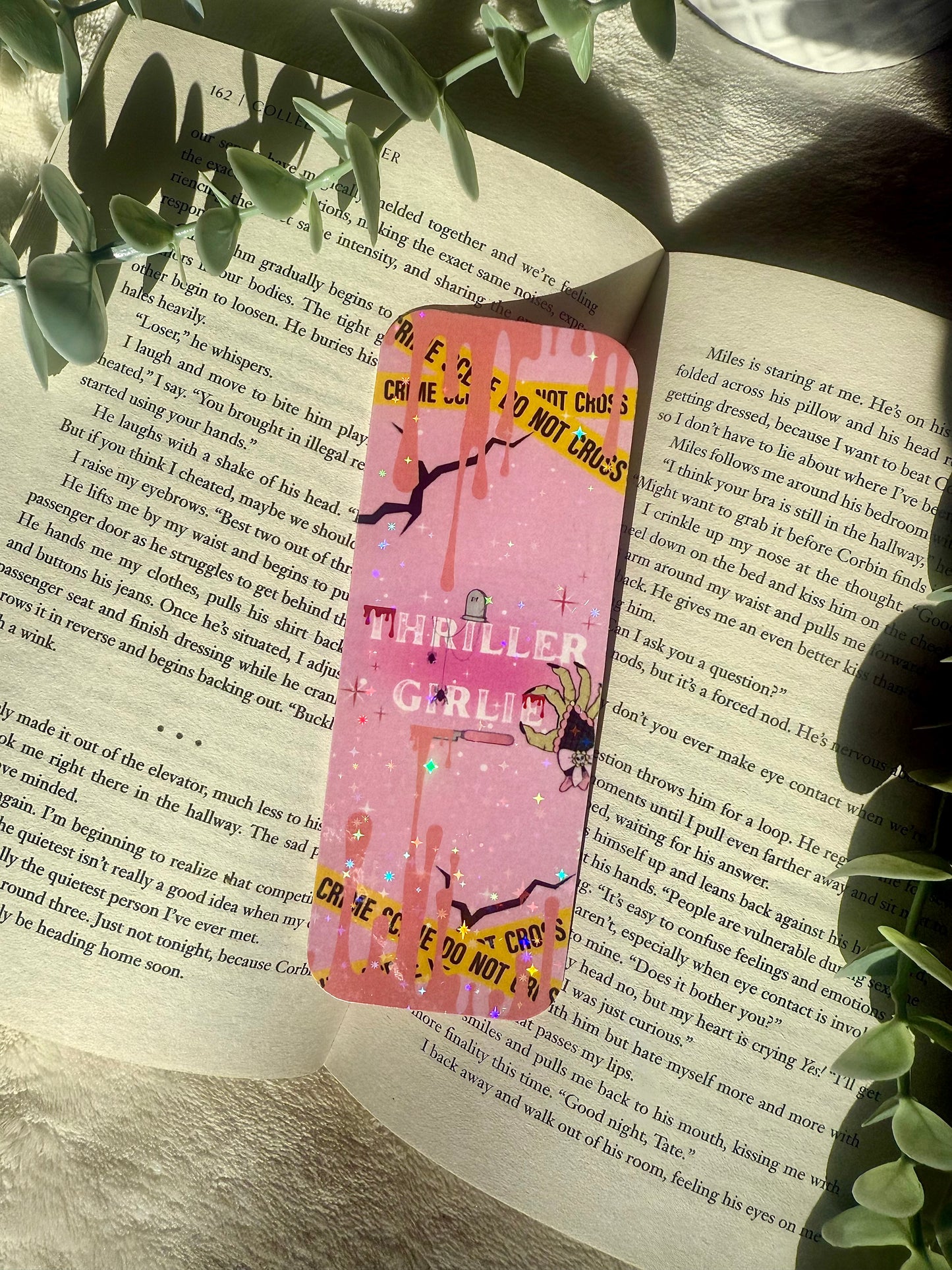 Thriller girlie Bookmark